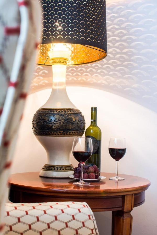 Halby Luxury Rooms Chmielna 73B Варшава Екстер'єр фото